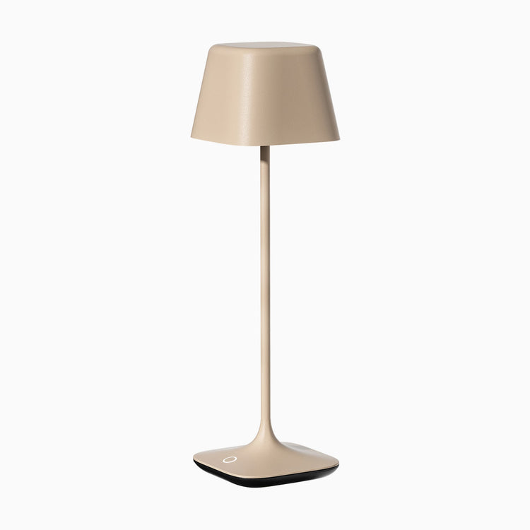 Desky cube cordless rechargeable lamp
