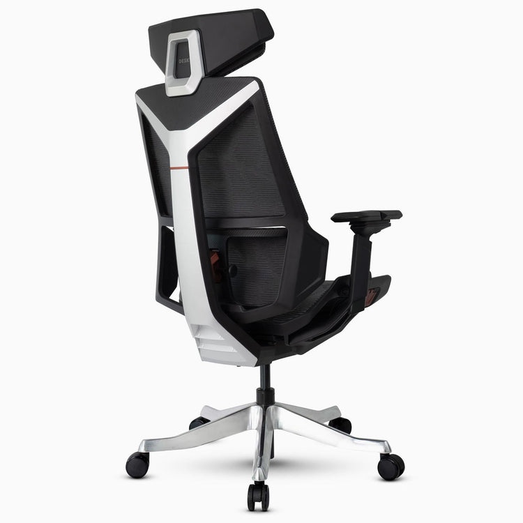 Desky Vanguard Gaming Chair